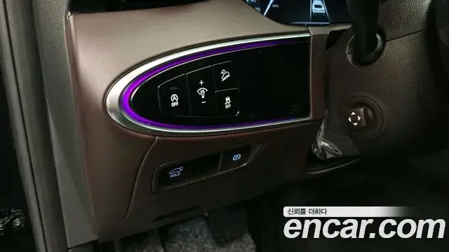 Genesis GV70 2021 — ფოტო 20/20