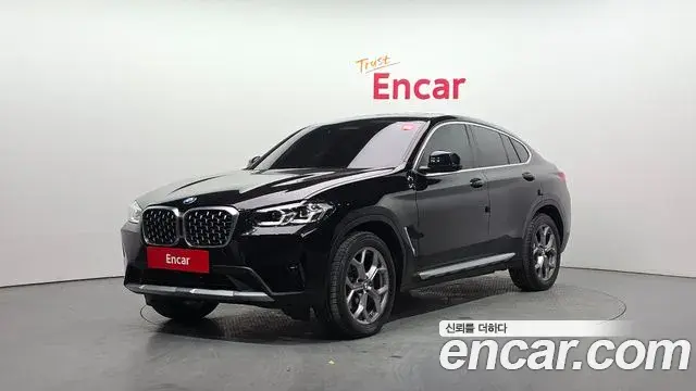 BMW X4 2022 — Photo 13/20