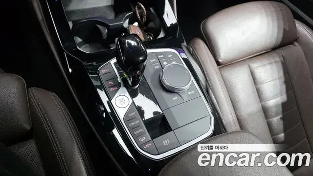 BMW X4 2022 — Photo 6/20