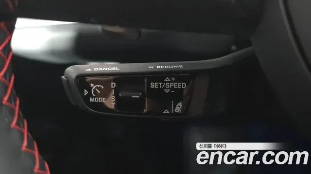 Porsche Cayenne 2025 — ფოტო 18/20