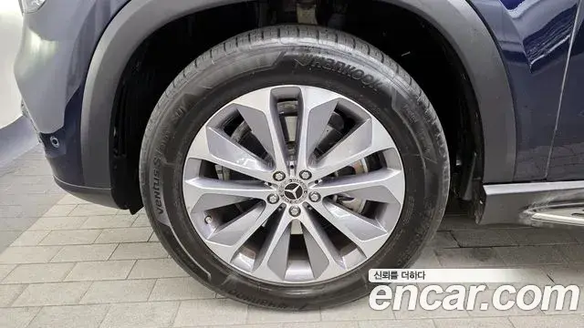 Mercedes-Benz GLE-Class 2022 — ფოტო 3/20