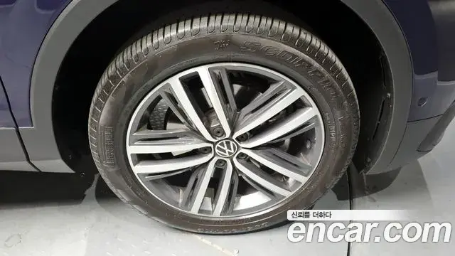 Volkswagen Tiguan Allspace 2023 — ფოტო 6/20