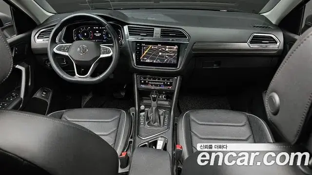 Volkswagen Tiguan Allspace 2023 — ფოტო 16/20