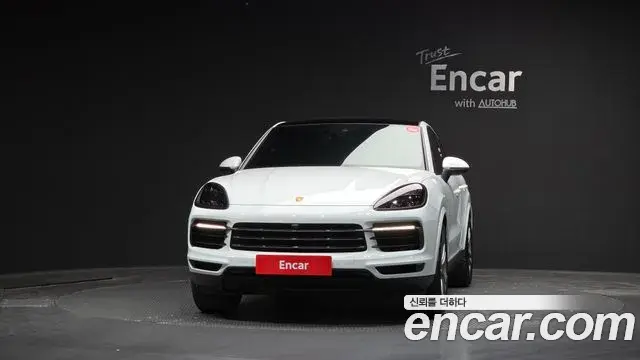 Porsche Cayenne 2021 — Photo 7/21