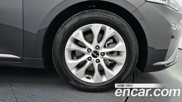 Kia K8 2022 — Şəkil 7/20