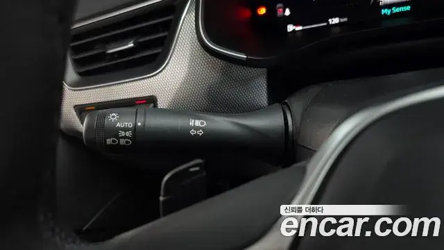 Renault Samsung Arkana 2025 — ფოტო 17/20