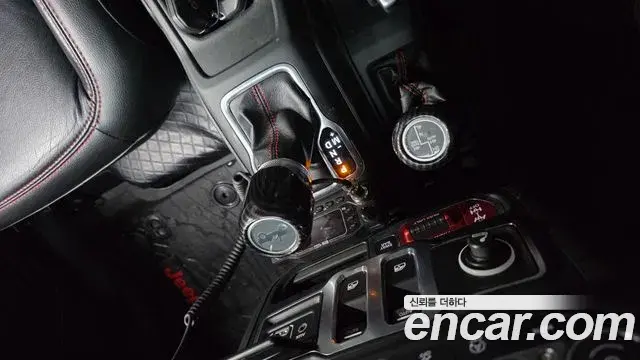 Jeep Wrangler 2019 — Photo 6/20