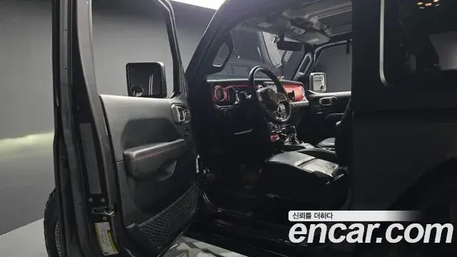 Jeep Wrangler 2019 — Photo 18/20