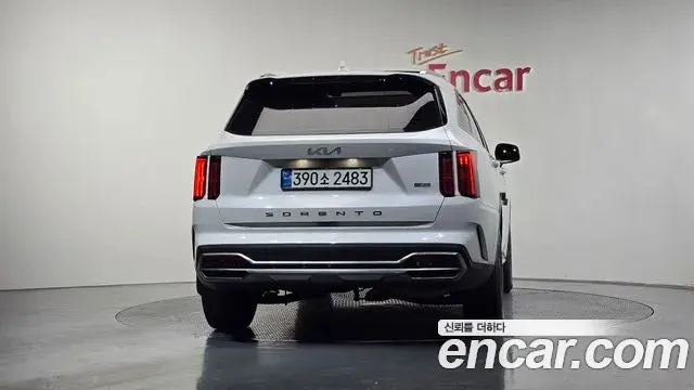 Kia Sorento 2021 — ფოტო 8/20