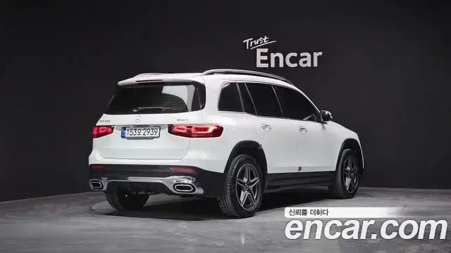 Mercedes-Benz GLB-Class 2022 — ფოტო 6/20