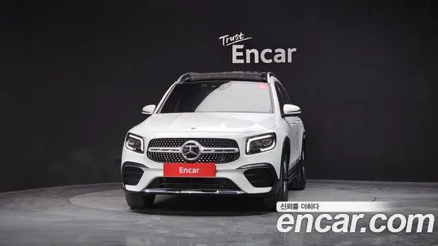 Mercedes-Benz GLB-Class 2022 — ფოტო 7/20