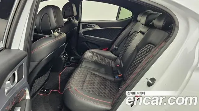 Genesis G70 2018 — Şəkil 17/20