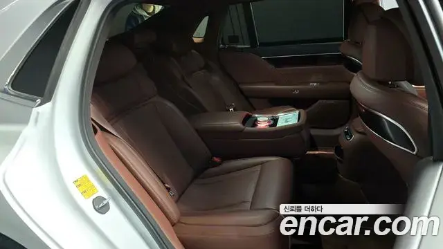 Genesis G90 2022 — ფოტო 4/20