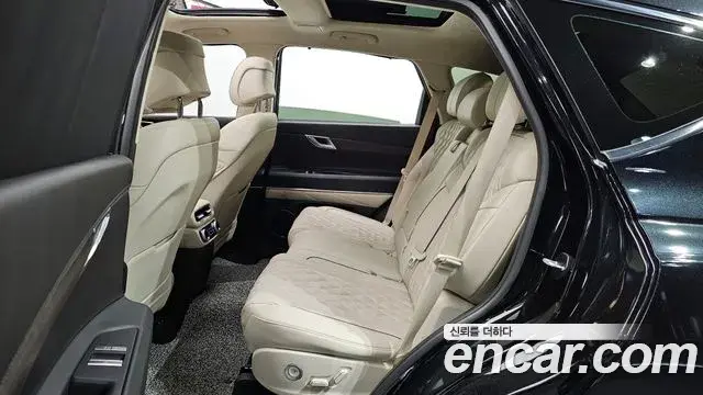 Genesis GV80 2022 — ფოტო 17/20