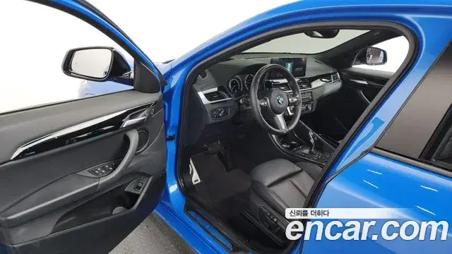 BMW X2 2018 — Şəkil 12/20