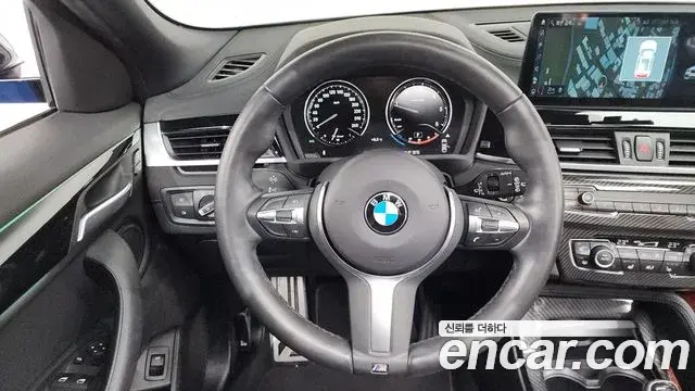 BMW X2 2018 — Şəkil 15/20