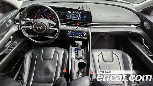 Hyundai The New Avante Hybrid 2022 — Photo 1/23
