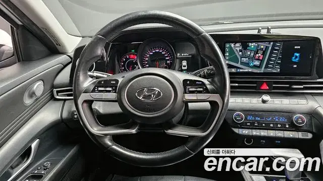 Hyundai The New Avante Hybrid 2022 — Photo 23/23