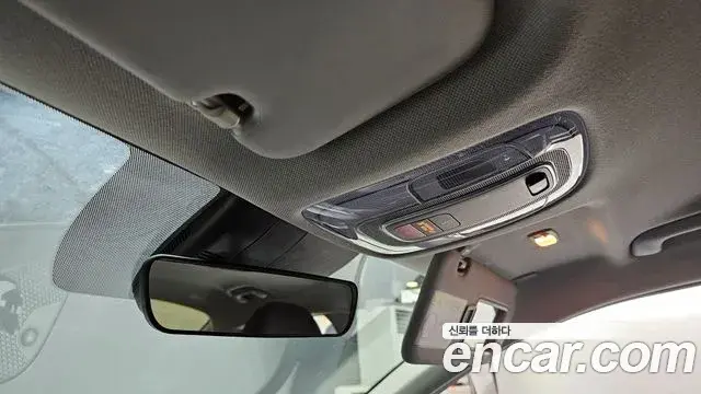 Hyundai The New Avante Hybrid 2022 — Photo 15/23