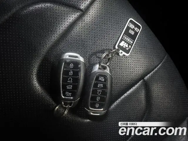 Hyundai The New Avante Hybrid 2022 — Photo 21/23