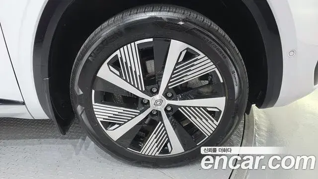 Renault Samsung Grand Koleos 2025 — ფოტო 1/20
