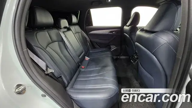 Renault Samsung Grand Koleos 2025 — ფოტო 2/20