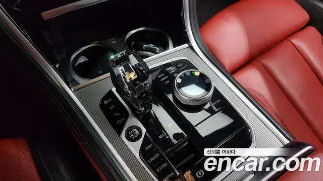 BMW 8 Series 2022 — ფოტო 15/20