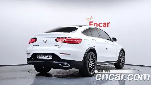 Mercedes-Benz GLC-Class 2018 — Фото 2/20