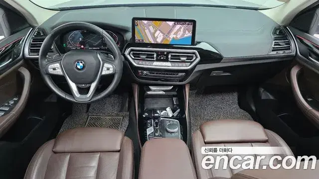 BMW X4 2022 — Фото 10/20