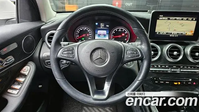 Mercedes-Benz GLC-Class 2019 — Фото 13/20