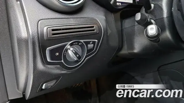 Mercedes-Benz GLC-Class 2019 — Фото 16/20