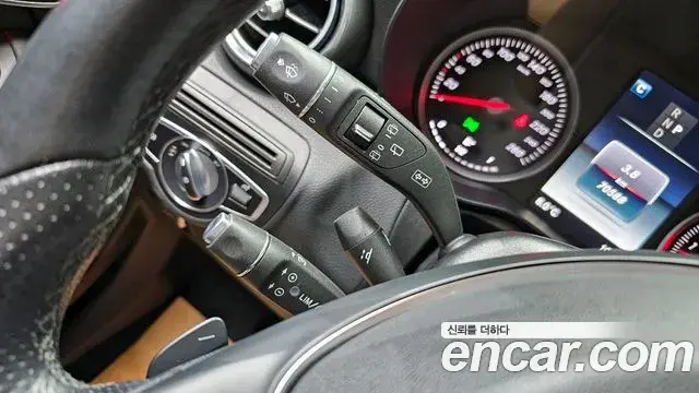 Mercedes-Benz GLC-Class 2019 — Фото 17/20