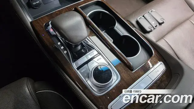 Kia The K9 2018 — Şəkil 16/20