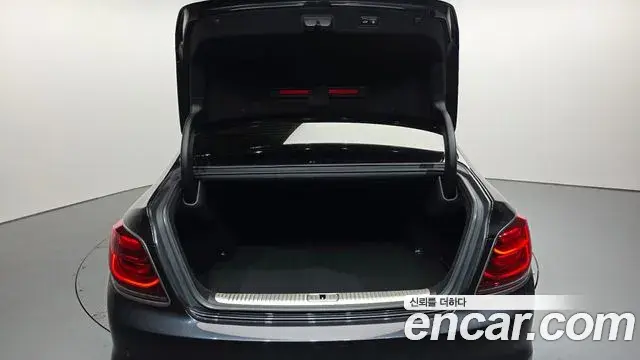 Kia The K9 2018 — Şəkil 19/20