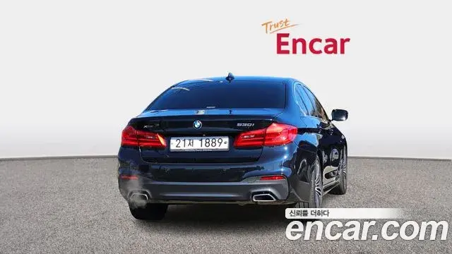 BMW 5 Series 2019 — Şəkil 15/20