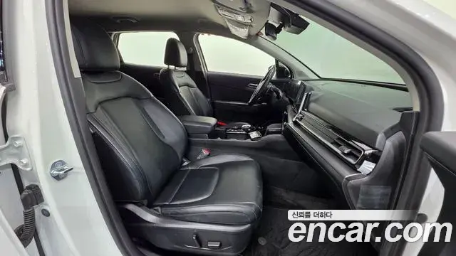 Kia Sportage 2023 — Şəkil 19/20