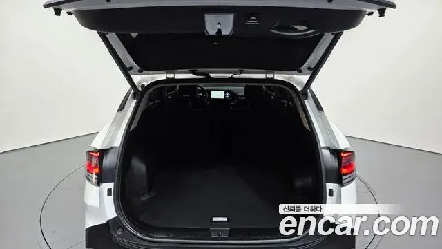 Kia Sportage 2023 — Şəkil 13/20