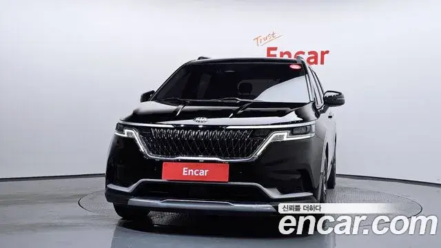 Kia Carnival 2021 — Фото 3/20
