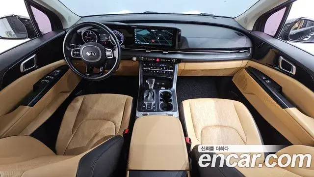 Kia Carnival 2021 — Фото 7/20