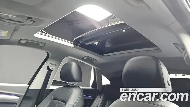 Audi Q5 2022 — ფოტო 4/20