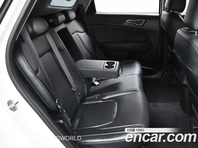 Kia Sportage 2021 — Photo 1/20