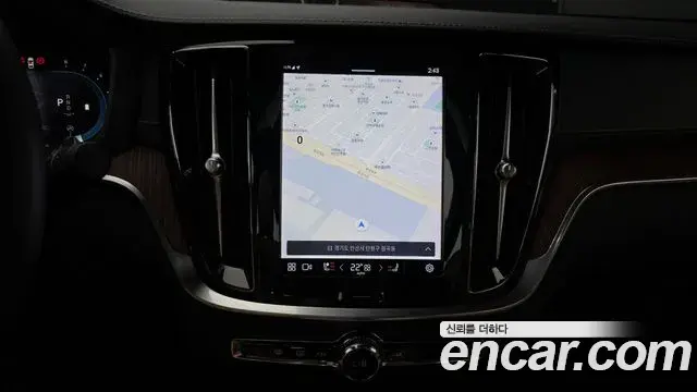 Volvo S60 2022 — Photo 19/20