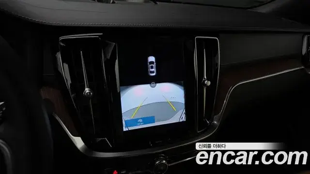 Volvo S60 2022 — Photo 15/20