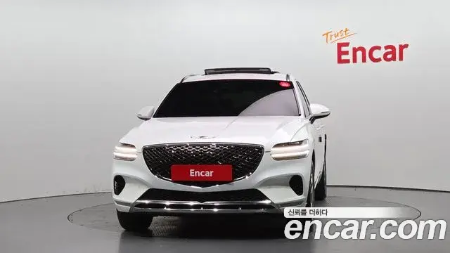 Genesis GV70 2023 — Photo 7/20