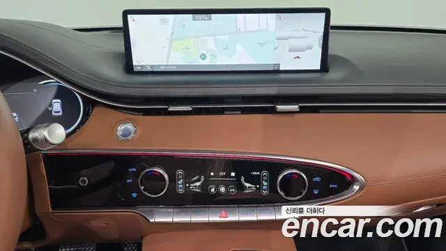 Genesis GV70 2023 — Photo 13/20