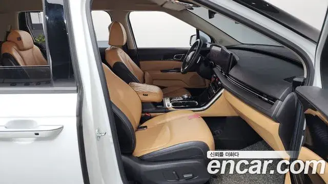 Kia Carnival 2021 — Фото 11/20