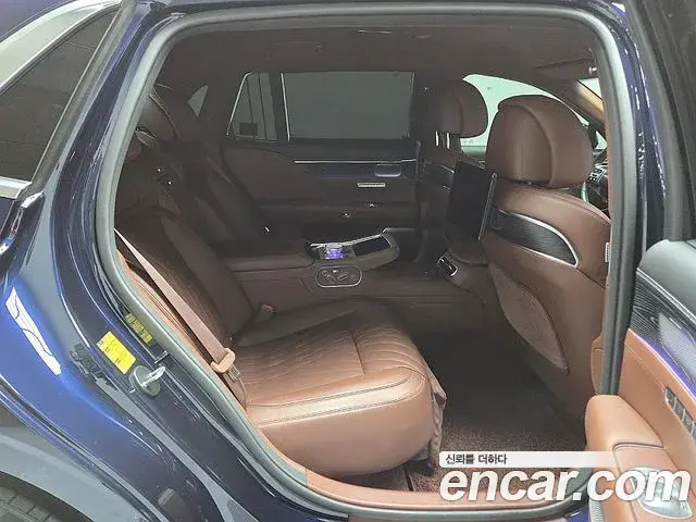 Genesis G90 2023 — Фото 15/20