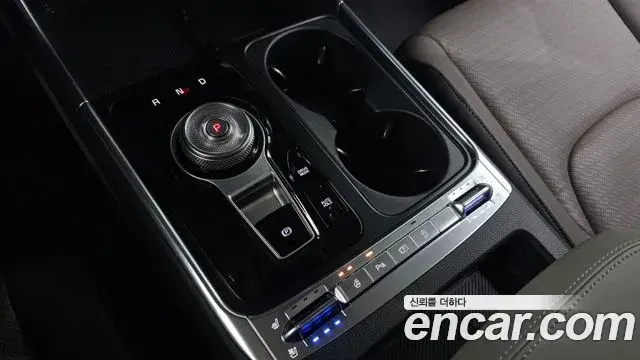 Kia Carnival 2024 — Фото 9/20