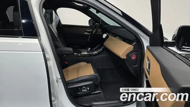 Land Rover Range Rover Velar 2025 — Şəkil 20/20