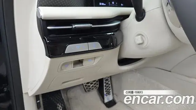 Genesis G80 2024 — ფოტო 19/20